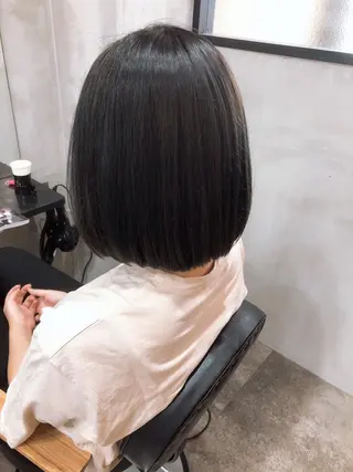 ショート カラー 中村 優志のヘアスタイル