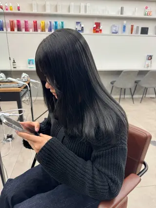 セミロング ヘアアレンジ/ 透明感カラー/まひろのヘアスタイル