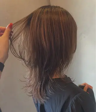 セミロング 🌼波巻き/シャドー /酒井香奈🌼のヘアスタイル