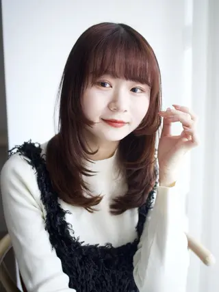 セミロング カラー 越後 遥/ 透明感カラー🪞🤍のヘアスタイル