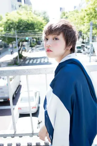 ショート ミディアム カラー 内藤 達也のヘアスタイル