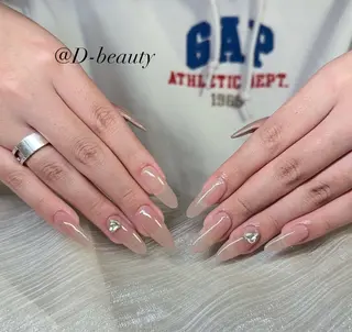 ネイル D-BEAUTY Nailsalonのネイルデザイン