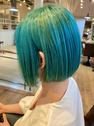 ミディアム タカツド ユウキのヘアスタイル