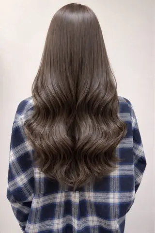 ロング EIIR 玉造.のヘアスタイル