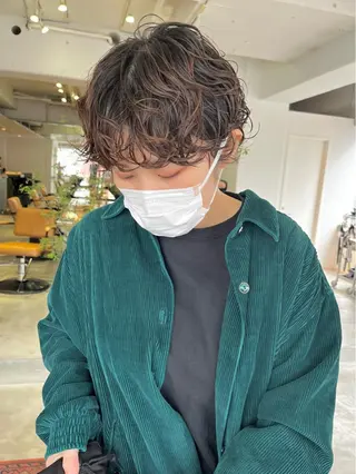 ショート パーマ 🌿似合わせ透明感 カラー松本朋幸🌿のヘアスタイル