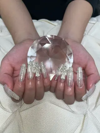 ネイル nail.salon .Reversalのネイルデザイン