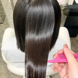 セミロング パーマ 池本 梨奈のヘアスタイル
