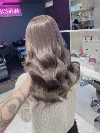 ミディアム カラー 🎀ぷる艶ガーリー♡ サアヤ🐇♡のヘアスタイル