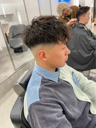 メンズ SEIYA メンズパーマ職人のヘアスタイル