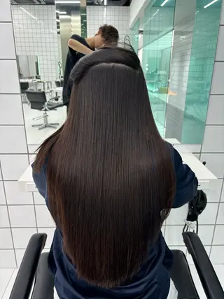 ロング 縮毛矯正特化 髪質改善辻良輝のヘアスタイル