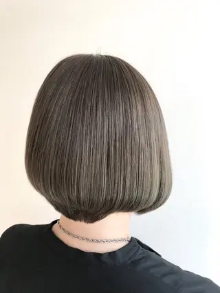 ショート カラー 🌈ハイトーン髪質改 善🌈polon🌟のヘアスタイル