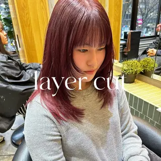 セミロング 縮毛矯正・似合わせ タナカ レイヤのヘアスタイル