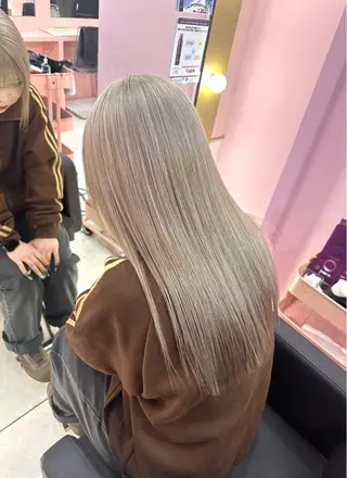 セミロング カラー ブリーチ指名 No.1🦋KOKIのヘアスタイル