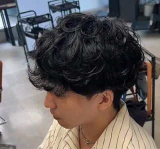 パーマ メンズ カズキ🌼曲がる 縮毛矯正のヘアスタイル