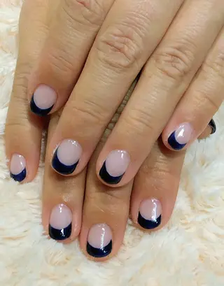 ARTEMIS SAITOのネイルデザイン