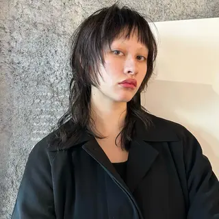 ミディアム bloc japon所属・ﾌﾞﾚｲｽﾞ˚✧₊⁎ ﾚｲﾔｰToriのヘアスタイル