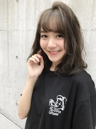 ミディアム カラー 韓×中くびれヘア💋 髪質改善宇塚元哉💓のヘアスタイル