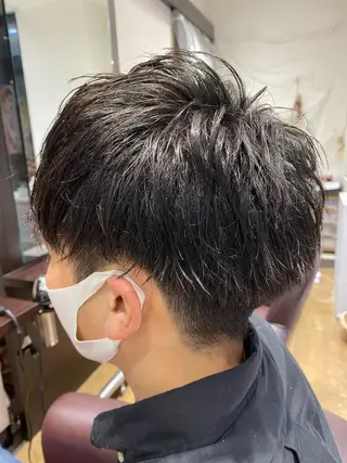 ショート メンズ 酸スト/フェザー パーマ/三谷海斗のヘアスタイル