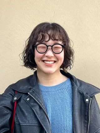 ミディアム 伏見 優音のヘアスタイル