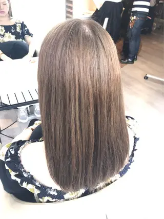 セミロング カラー 金子 富士のヘアスタイル