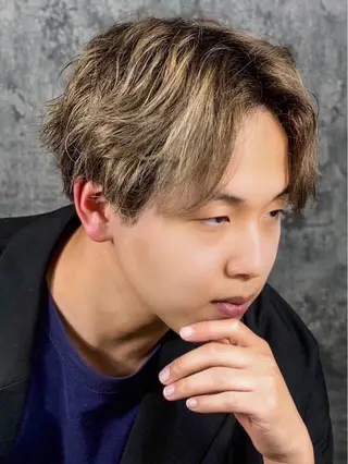 ショート カラー パーマ メンズ 武井 凌のヘアスタイル