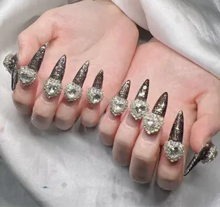 ネイル Lee Nailsのネイルデザイン