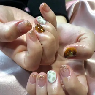 ネイル 新井 ひなののネイルデザイン