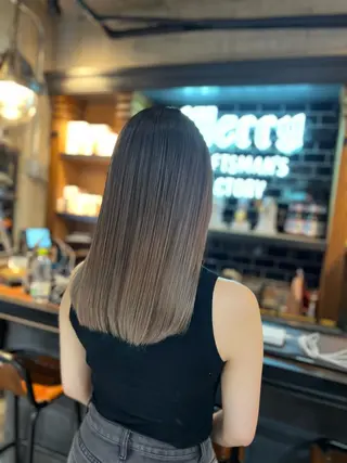 セミロング 指名No.1💥 ユウトのヘアスタイル