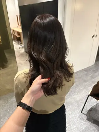 セミロング mao | 柔らか艶カラー🫧のヘアスタイル