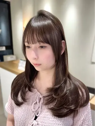 セミロング 🫧レイヤーカット/ 韓国ヘア🫧辻優也のヘアスタイル