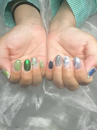 ネイル 石﨑 利祥のネイルデザイン