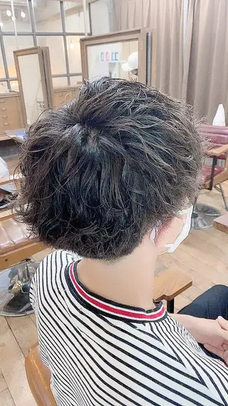 パーマ メンズ 國分 伸也のヘアスタイル