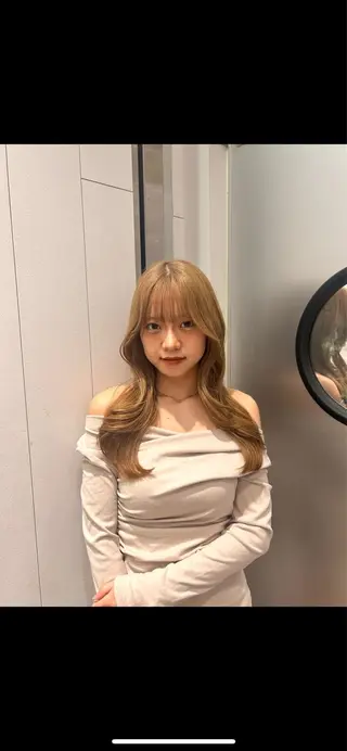 セミロング 縮毛矯正 宮本晃成のヘアスタイル