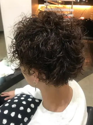 ショート パーマ ヘアアレンジ メンズ 烏山 達也のヘアスタイル