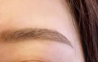 アイブロウ yoshii 💐のマツエク・マツパデザイン