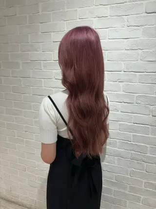 カラー Ashanti 濱野のヘアスタイル