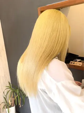 ロング カラー 市川 澪のヘアスタイル