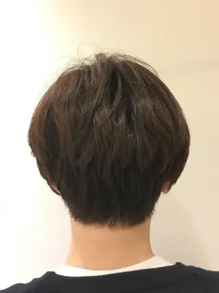 ショート 齋藤 愛美のヘアスタイル