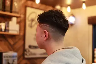 ショート なかで りゅうのすけのヘアスタイル