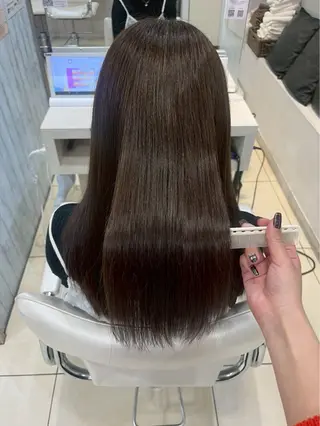 セミロング [髪質改善カラー] 佐藤唯花🦋のヘアスタイル