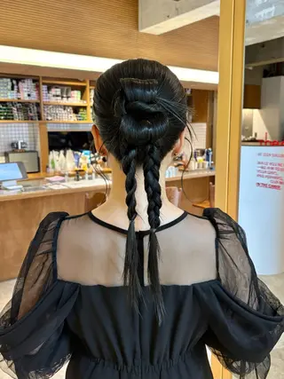 ロング ヘアアレンジ 名駅/大人可愛い /艶髪/流音のヘアスタイル