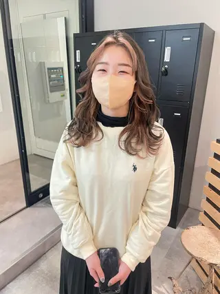 ロング カラー 久保田 千尋のヘアスタイル