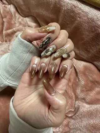 ネイル AOAQUA SHIORIのネイルデザイン