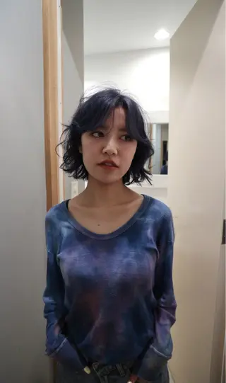 ショート カラー 来美 / クルミのヘアスタイル