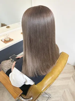 ミディアム ayumi ／透明感カラーのヘアスタイル