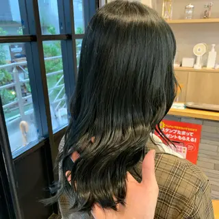 ロング レイヤーカット ショートカットパーマのヘアスタイル