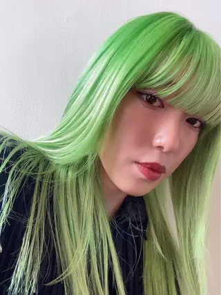 ミディアム カラー 清家 浩貴のヘアスタイル