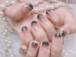 ネイル 🌻 Momoko_のネイルデザイン