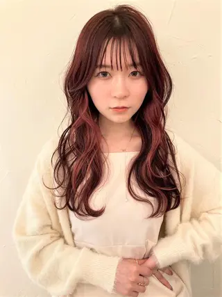 ロング シマダ アユミのヘアスタイル