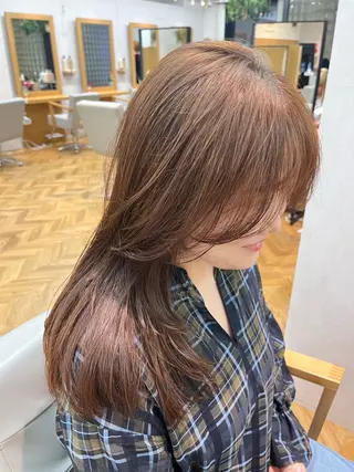 ロング カラー 阿久津真衣 似合わせカットのヘアスタイル